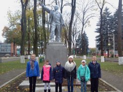 6 школьный день. Экскурсия к историческим памятникам в г. Свислочь
