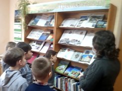 Экскурсия в  сельскую библиотеку-центр краеведания